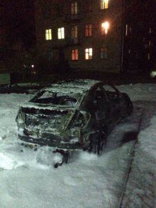 Зпалили машину активістки ВГО "Київське Віче" Єскіної  Олени(Терещенко Олени)